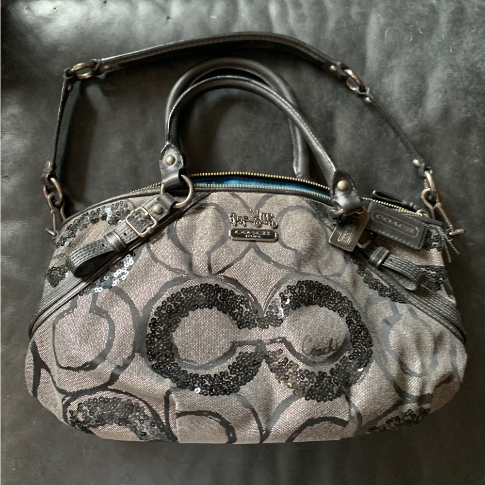 Coach Sequenced Mint Condition Holiday Shoulder B… - image 2